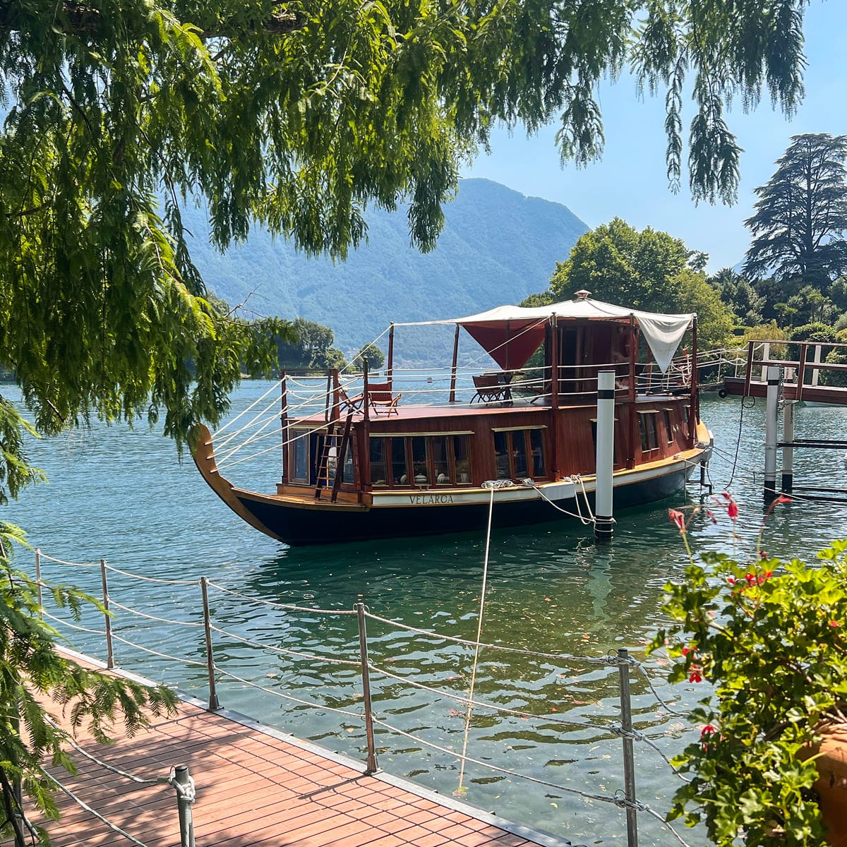 Architettura che ascolta il paesaggio del lago: il progetto Velarca.